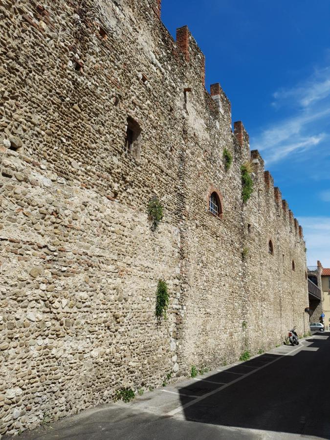 Castle Rooms Prato  Exterior photo